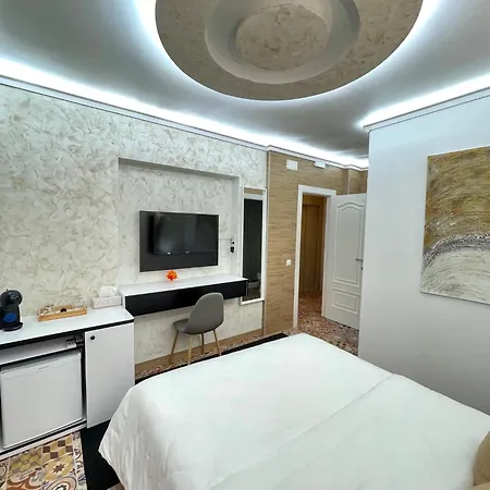 Galeon Boutique Hotel