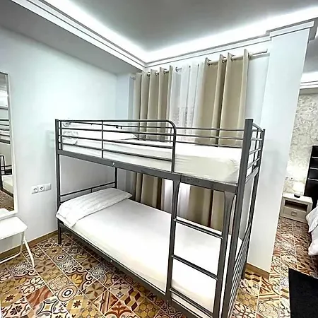 Boutique Galeon Отель Кальпе