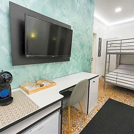 Boutique Galeon Отель Кальпе