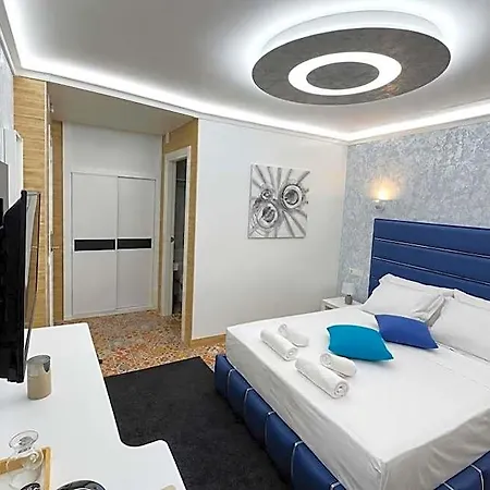 Boutique Galeon Отель Кальпе